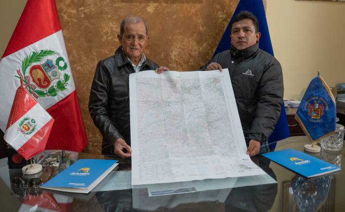 Provincias de Huaraz y Aija firman acuerdo de límites y zanjan problema territorial