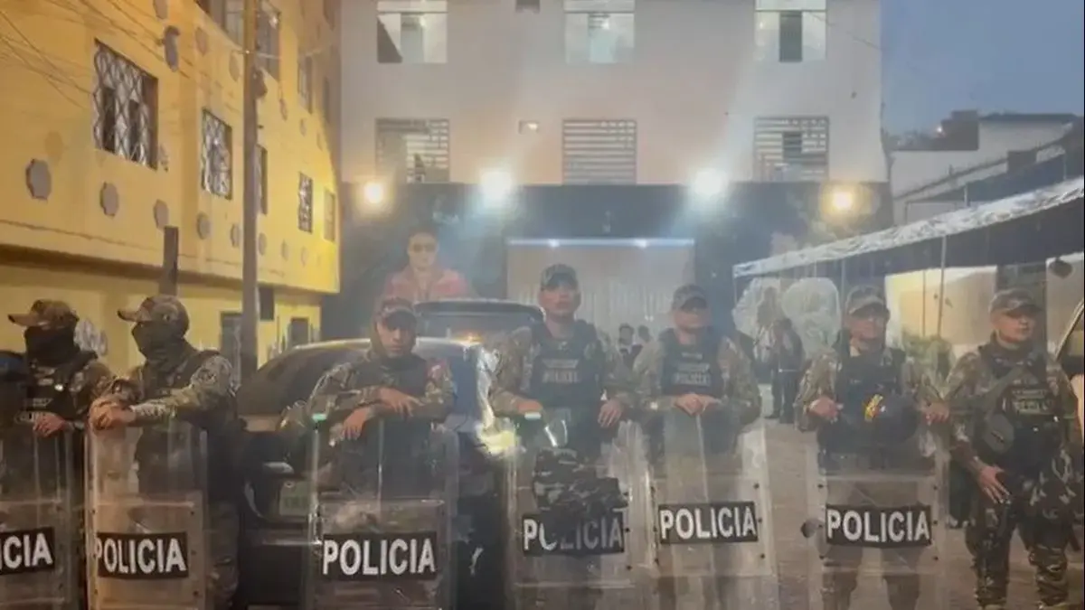 c5d0ec-d127-4d20-92b4-f5b7c29fed15-1720914mp4_1720915