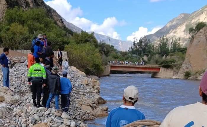 Niña muere tras caer al río cuando intentaba recuperar su pelota en Áncash (1)