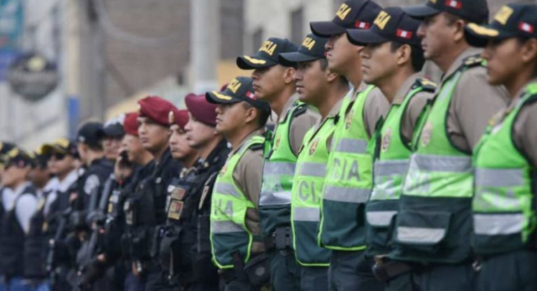 policias