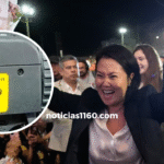 Crema Marrón Fotográfico Belleza Plataforma Lanzamiento Sitio Web